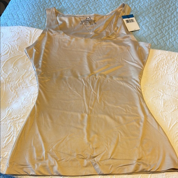 Maidenform Other - NWT Madienform Shapewear Tank XL